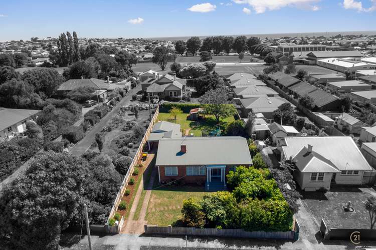 122 Steele Street, Devonport TAS 7310