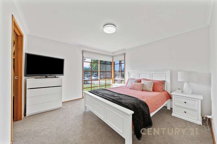 Second view of Homely house listing, 4 Dalmor Court, Pakenham VIC 3810