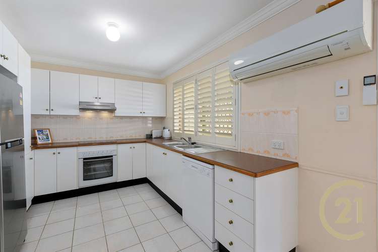 Fifth view of Homely apartment listing, 2/223 Victoria Avenue, Margate QLD 4019