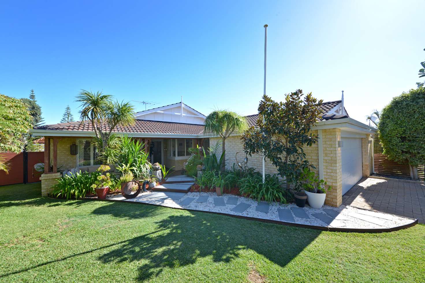Main view of Homely house listing, 8 Fawley Retreat, Mindarie WA 6030