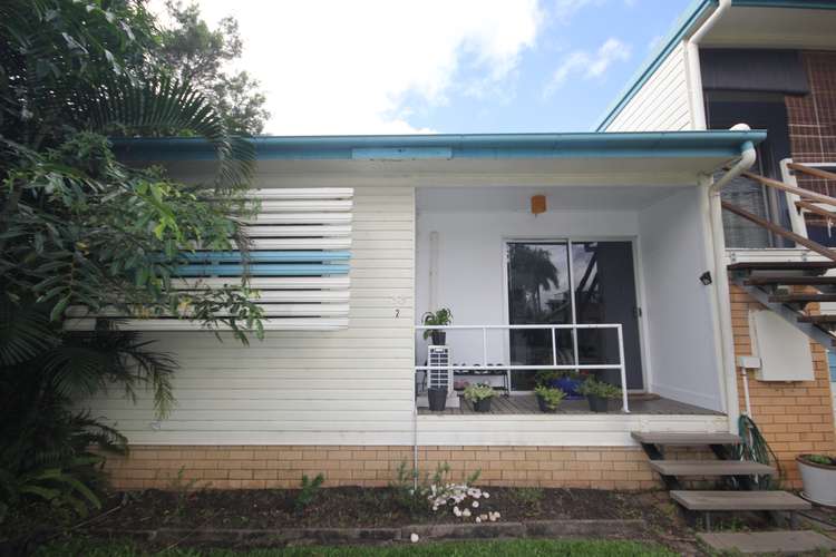 Third view of Homely unit listing, 2/33 Gibson Street, Maroochydore QLD 4558