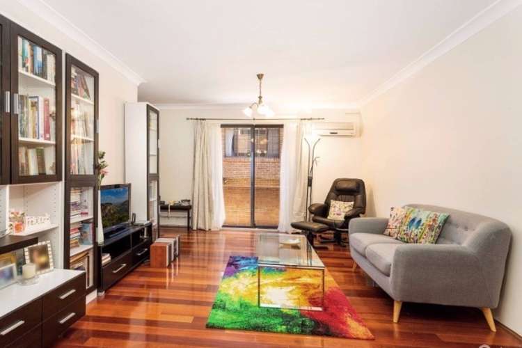 Main view of Homely unit listing, 2/7 Jessie Street, Westmead NSW 2145