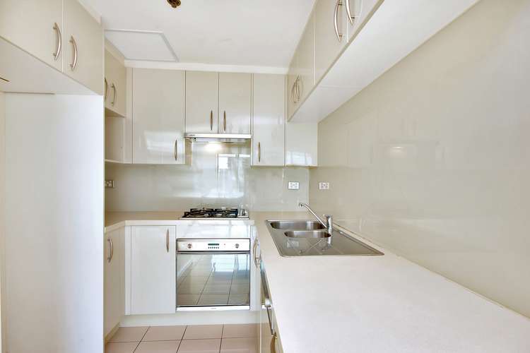 Third view of Homely apartment listing, 3205/91 Liverpool Street, Sydney NSW 2000