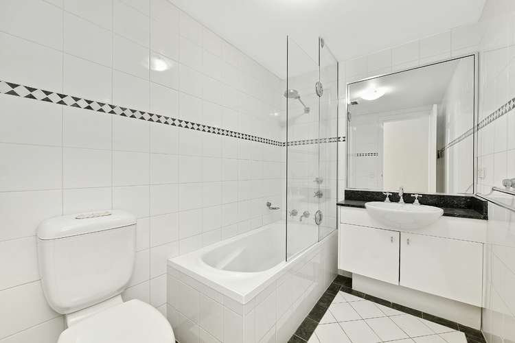 Fifth view of Homely apartment listing, Level 2/8 Yara Avenue, Rozelle NSW 2039