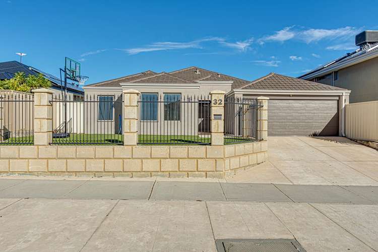 Main view of Homely house listing, 32 Belhaven Terrace, Quinns Rocks WA 6030
