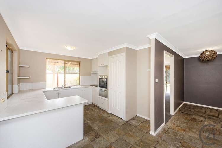Sixth view of Homely house listing, 8 Olinda Court, Greenfields WA 6210