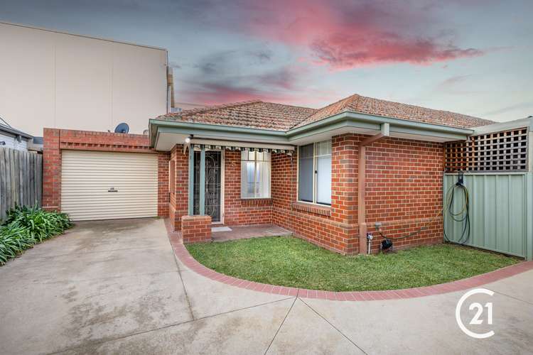 Main view of Homely unit listing, 5/90 Hare Street, Echuca VIC 3564