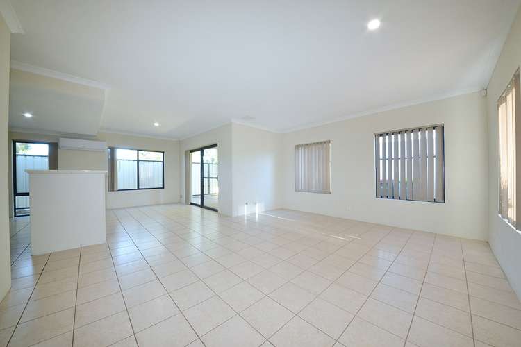 Second view of Homely house listing, 29 Oakpark Green, Clarkson WA 6030