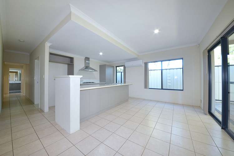 Fifth view of Homely house listing, 29 Oakpark Green, Clarkson WA 6030