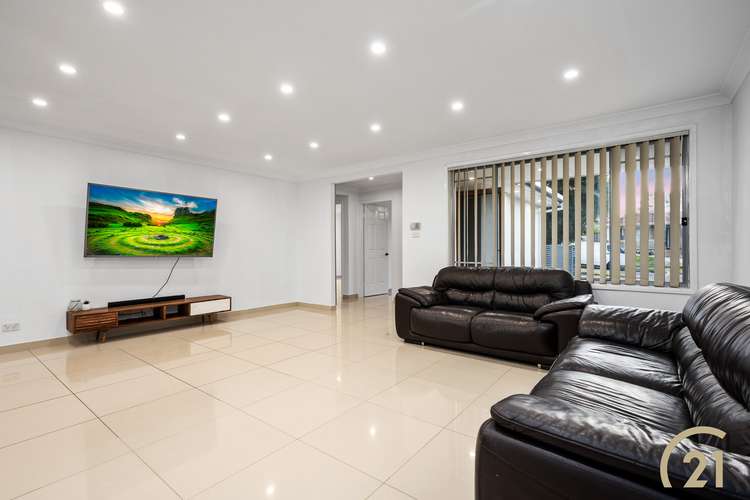 Second view of Homely house listing, 11 Gungarlin Drive, Horningsea Park NSW 2171