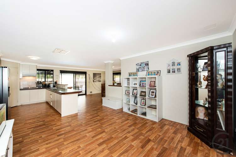 Sixth view of Homely house listing, 2 Kangaroo Paw Drive, Greenfields WA 6210