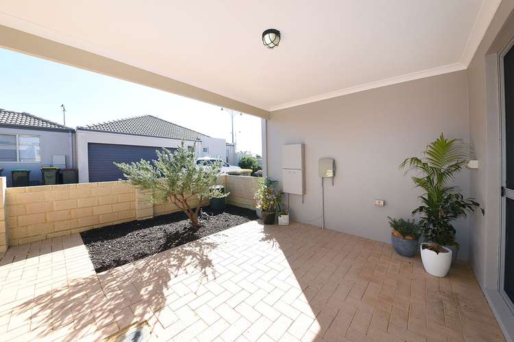 Third view of Homely house listing, 6 Dungarvan Court, Ridgewood WA 6030