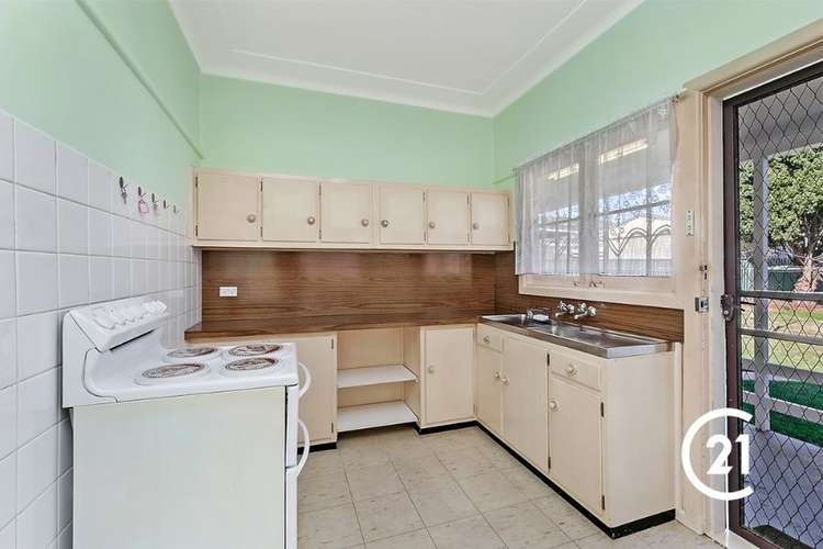 Fifth view of Homely house listing, 39 James Street, Seven Hills NSW 2147