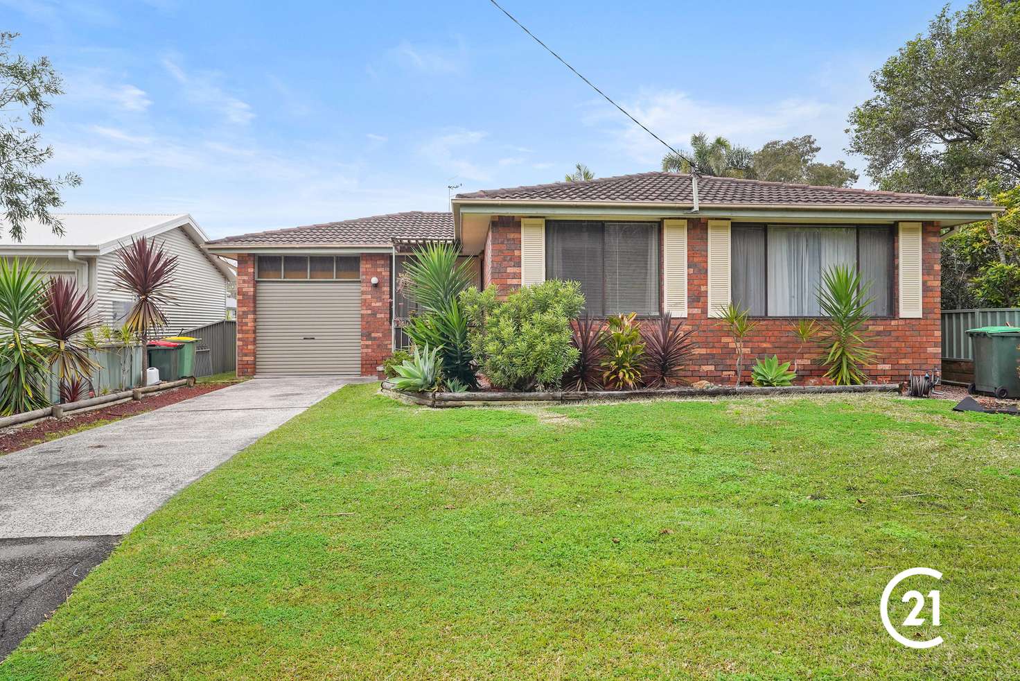 Main view of Homely house listing, 37 Sabrina Avenue, Bateau Bay NSW 2261