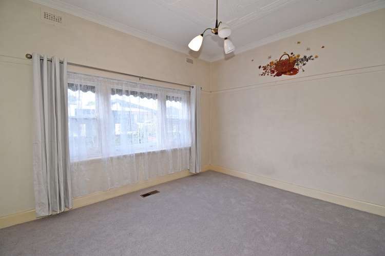 Fourth view of Homely house listing, 18 Smith Street, Bentleigh VIC 3204