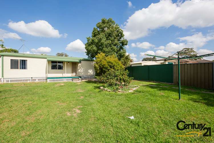 59 Parliament Road, Macquarie Fields NSW 2564