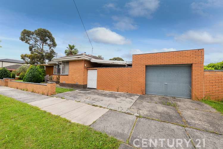 33 Raymond Street, Dandenong VIC 3175