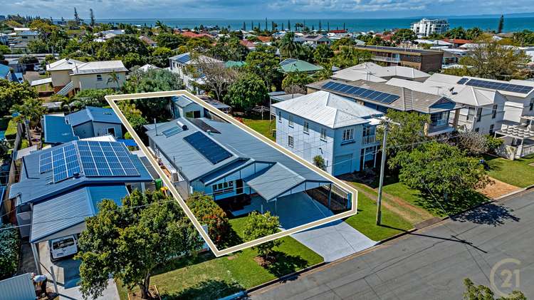28 Dunns Terrace, Scarborough QLD 4020