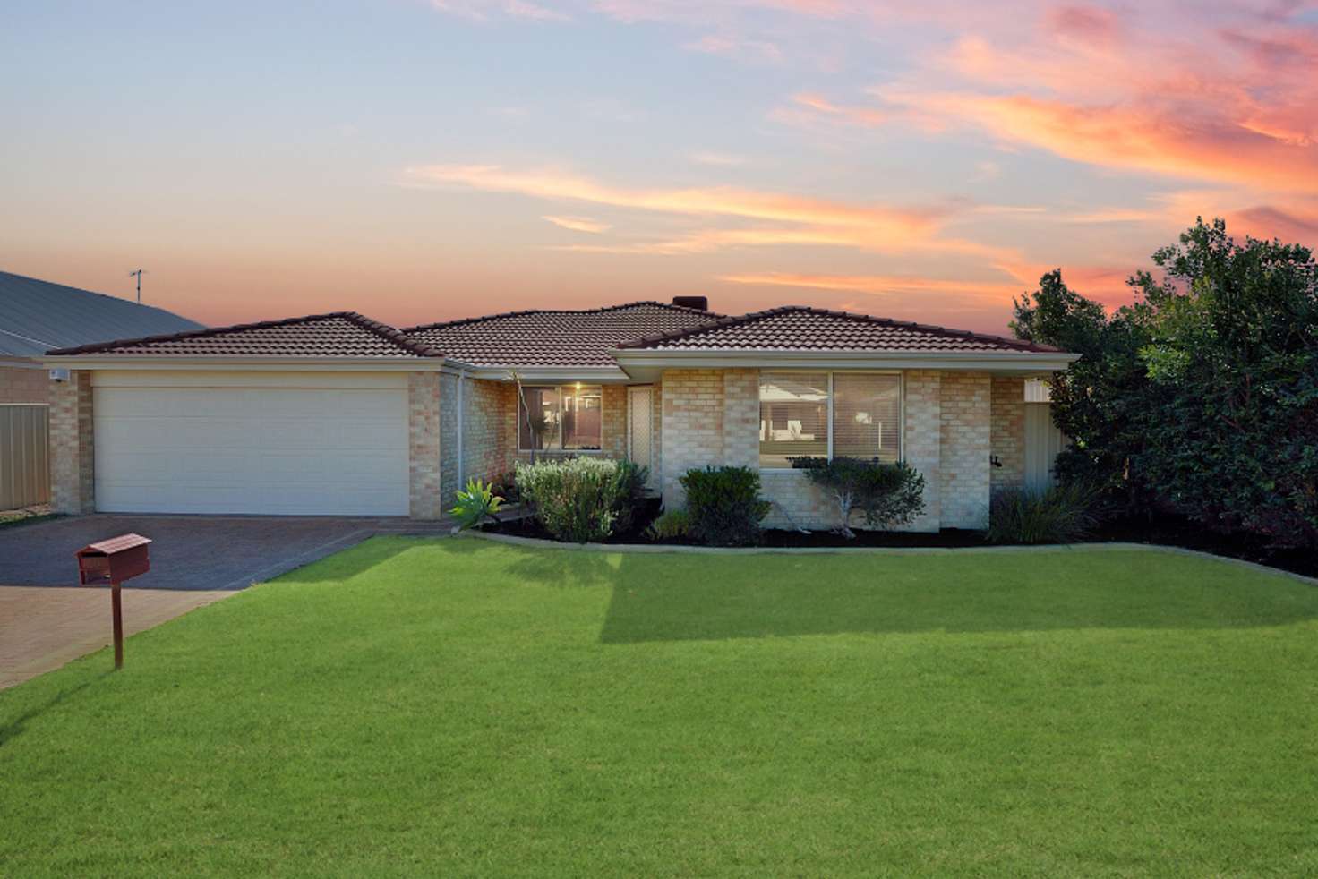 Main view of Homely house listing, 10 Dalwallinu Terrace, Dawesville WA 6211