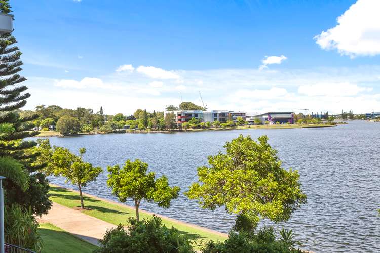 Main view of Homely unit listing, 318/21 Innovation Parkway, Birtinya QLD 4575