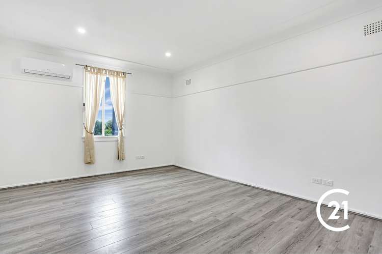 Second view of Homely house listing, 32 Dawn Drive, Seven Hills NSW 2147