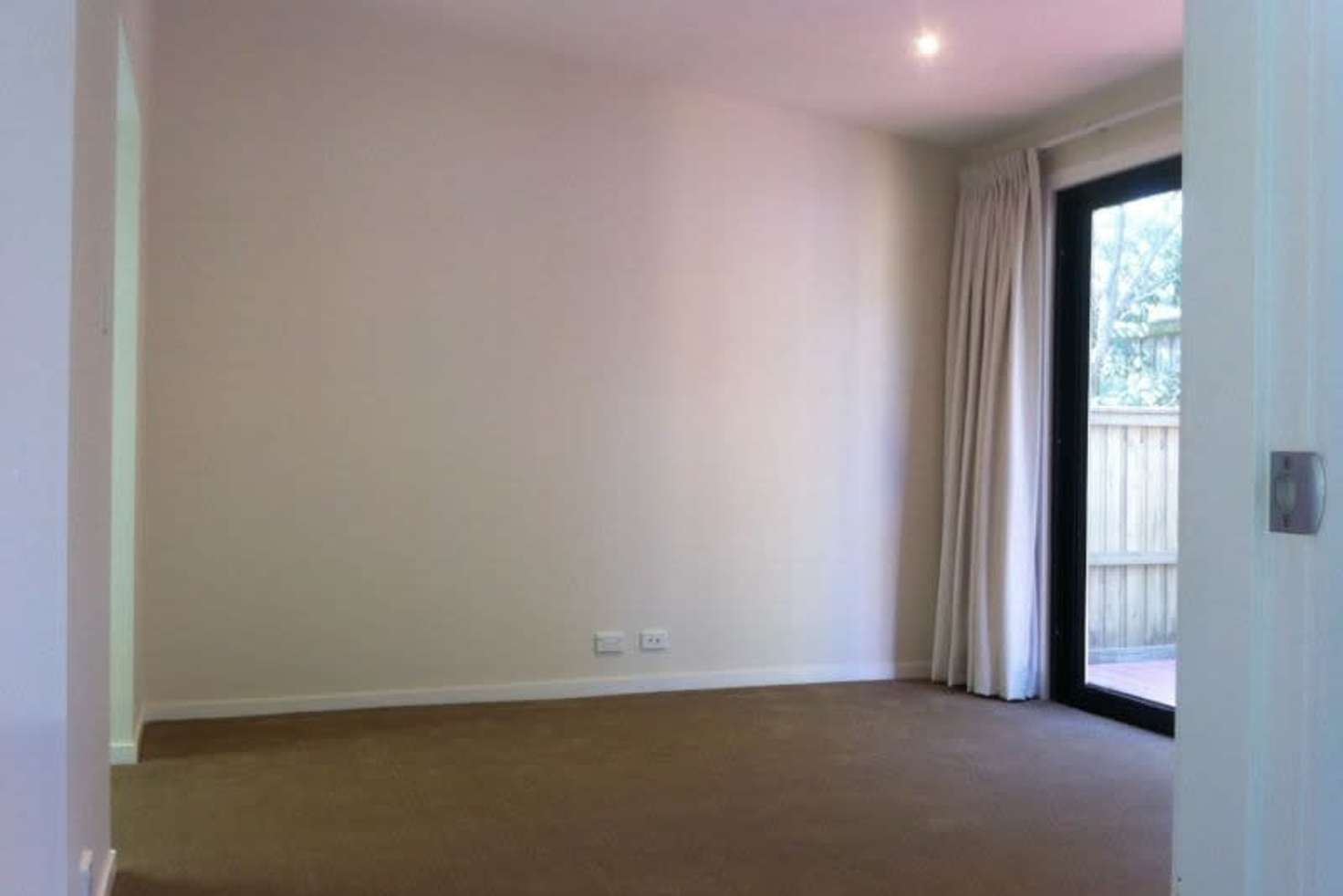Main view of Homely flat listing, 2/60 The Esplanade, Frenchs Forest NSW 2086