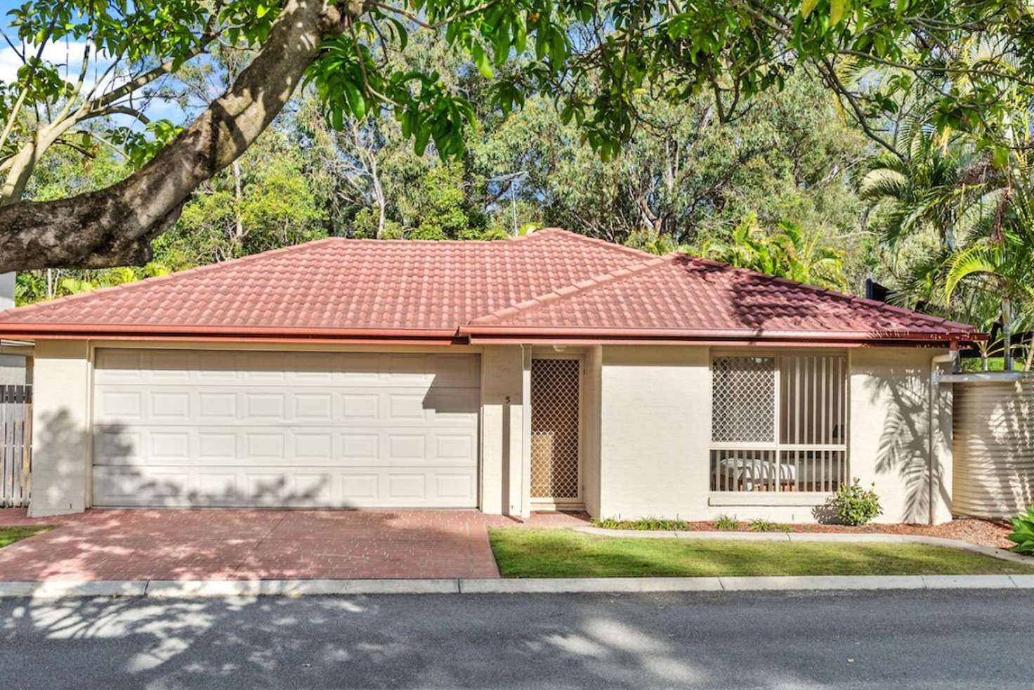 Main view of Homely villa listing, 5/20 Flamingo Close, Wishart QLD 4122
