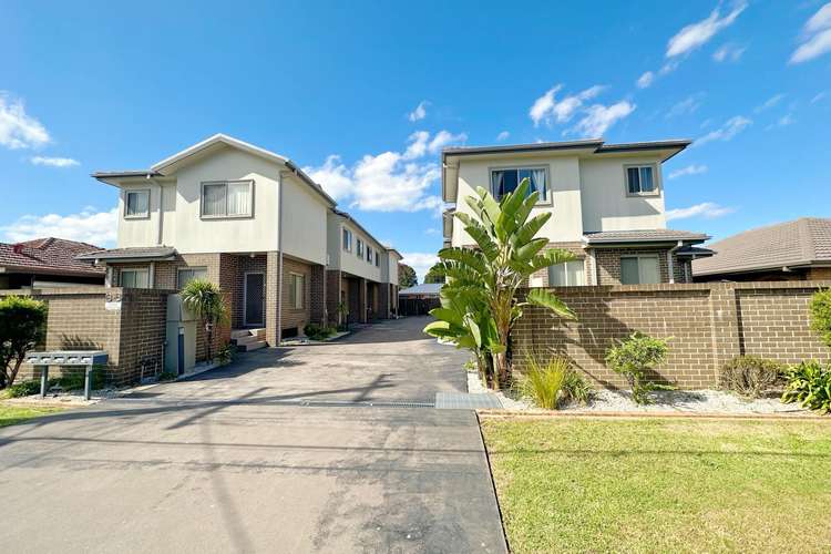 Main view of Homely unit listing, 3/6 Market Street, Moorebank NSW 2170