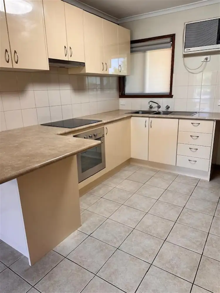 Fifth view of Homely flat listing, 1/359 Olive Street, South Albury NSW 2640