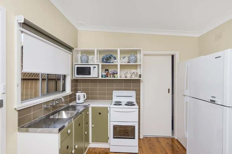 Third view of Homely house listing, 107 Natuna  Ave, Budgewoi NSW 2262
