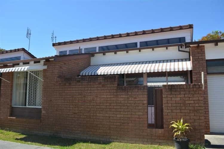Main view of Homely villa listing, 2/10 Kalulah Avenue, Gorokan NSW 2263