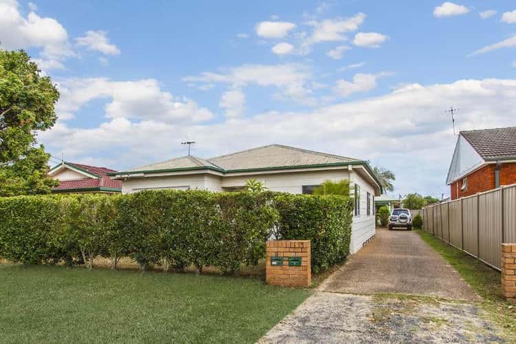 Second view of Homely house listing, 1/52 Webb Road, Booker Bay NSW 2257