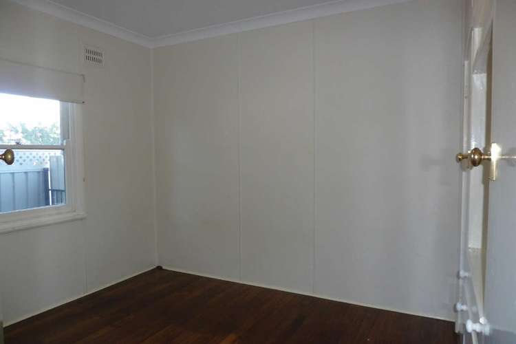 Fourth view of Homely unit listing, 4/24 Helen Street, Forster NSW 2428