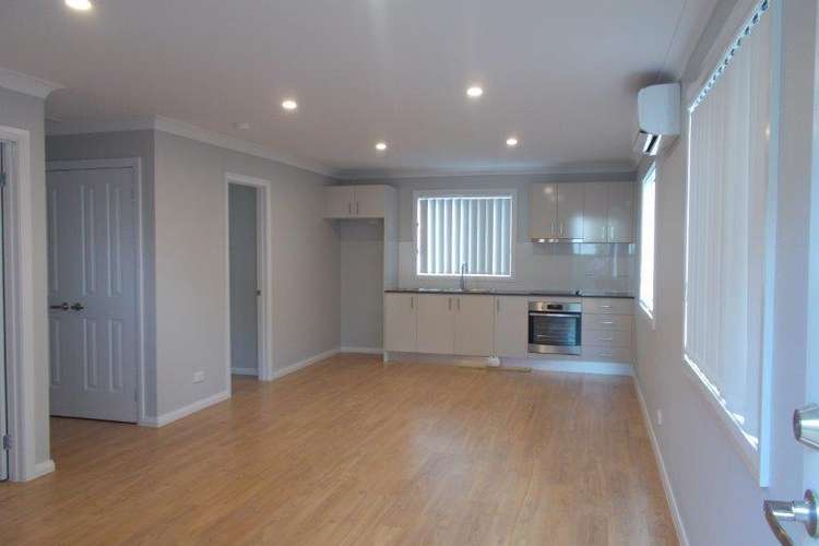 Fourth view of Homely flat listing, A/7 Victoria Street, Argenton NSW 2284