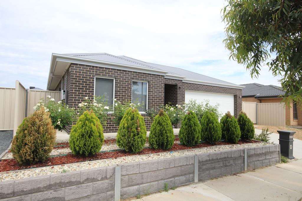 Main view of Homely house listing, 21 Bugden Street, Wodonga VIC 3690