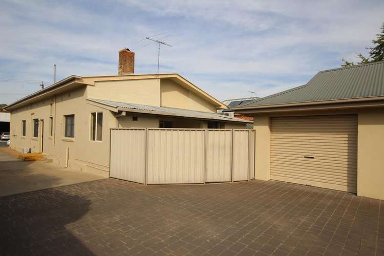 Third view of Homely unit listing, 2/453 Macauley Street, Albury NSW 2640