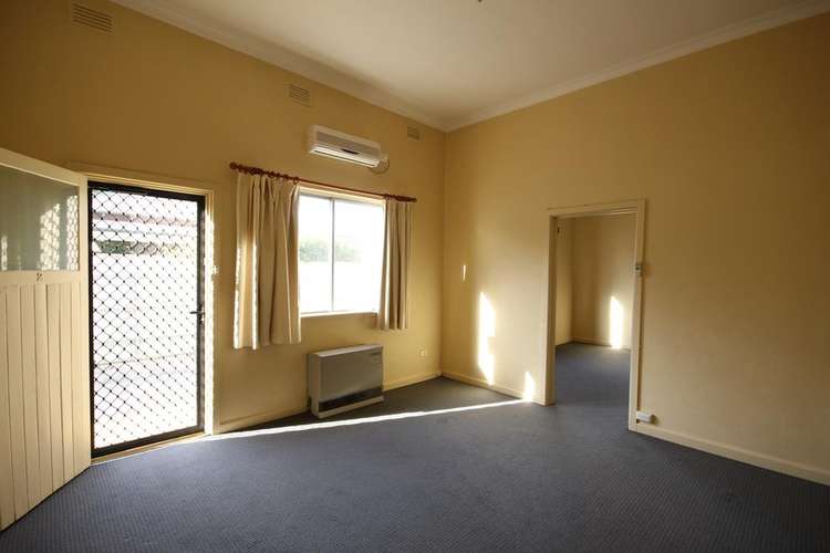 Fourth view of Homely unit listing, 2/453 Macauley Street, Albury NSW 2640