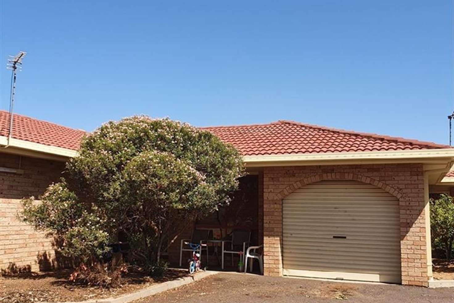 Main view of Homely unit listing, 2/71 Baird  Drive, Dubbo NSW 2830