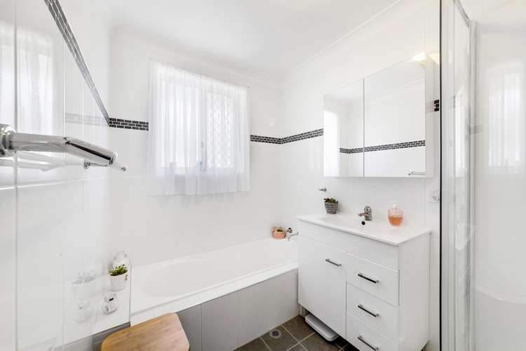 Sixth view of Homely villa listing, 2/60 Watkin Avenue, Woy Woy NSW 2256