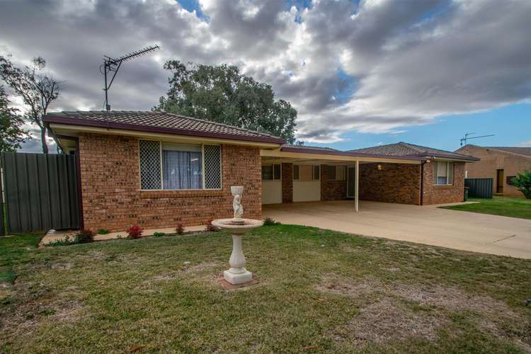 Main view of Homely semiDetached listing, 5A Greenway Place, Dubbo NSW 2830