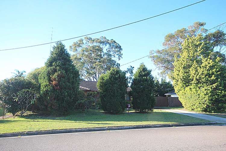 Second view of Homely house listing, 13 Essendene Gardens, Mallabula NSW 2319