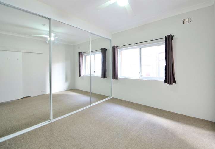 Fourth view of Homely apartment listing, 5/158 Beach Street, Coogee NSW 2034