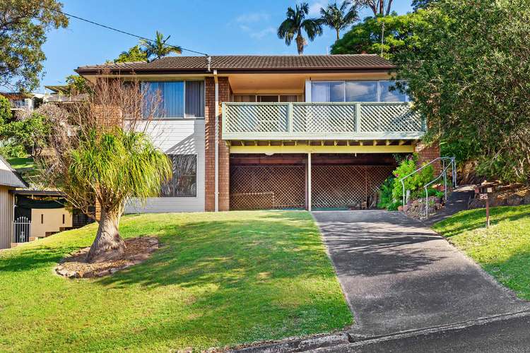 Second view of Homely house listing, 25 Fiona Street, Point Clare NSW 2250