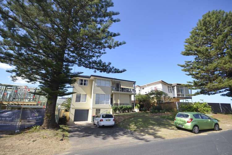 Main view of Homely unit listing, 2/22 Rickard Street, Umina Beach NSW 2257
