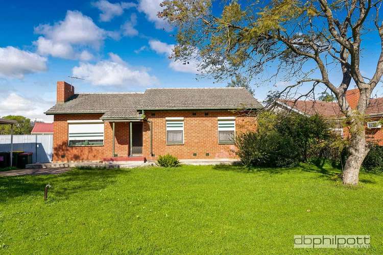 17 Longleat Road, Elizabeth Vale SA 5112