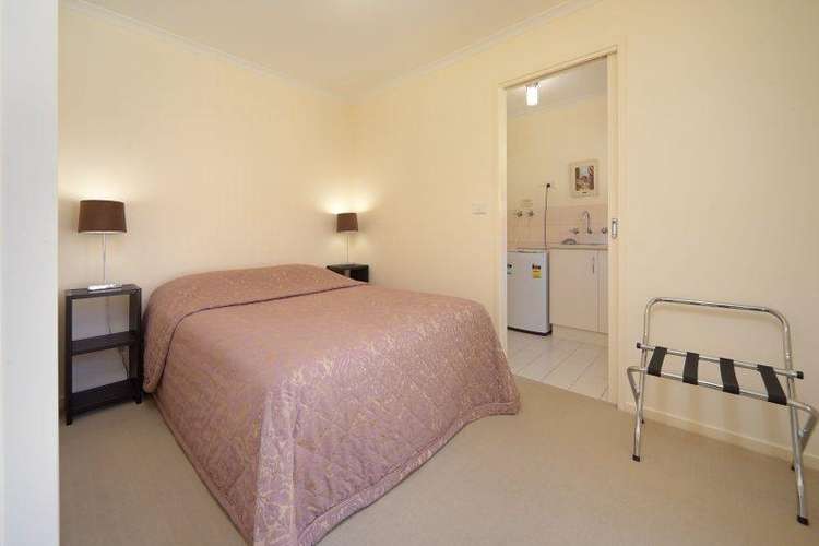 Third view of Homely studio listing, 3/107 Southernview Drive, Albury NSW 2640