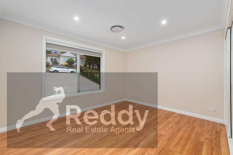 Fifth view of Homely house listing, 33 Donaldson Street, Bradbury NSW 2560