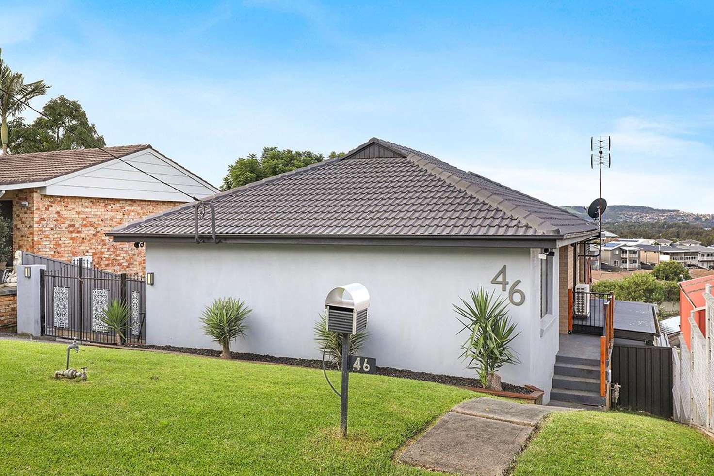 Main view of Homely house listing, 46 Edgeworth Avenue, Kanahooka NSW 2530