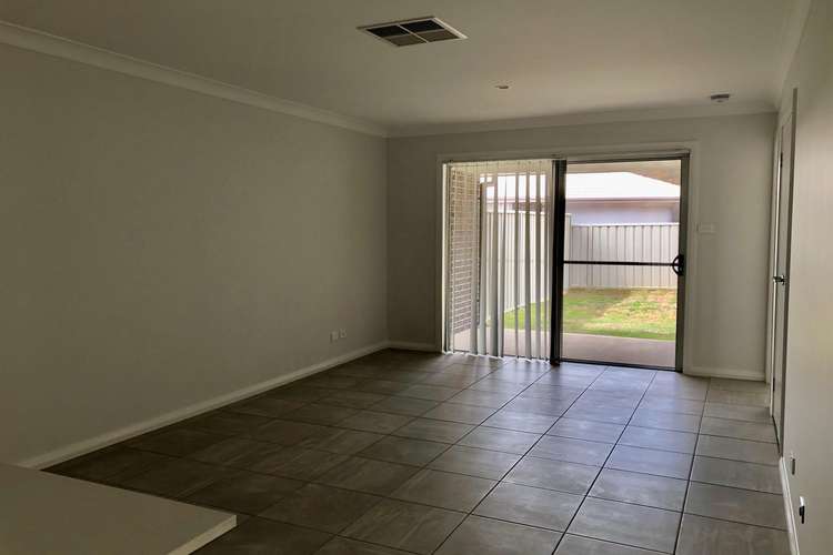 Fifth view of Homely house listing, 13 Scarborough Close, Tamworth NSW 2340