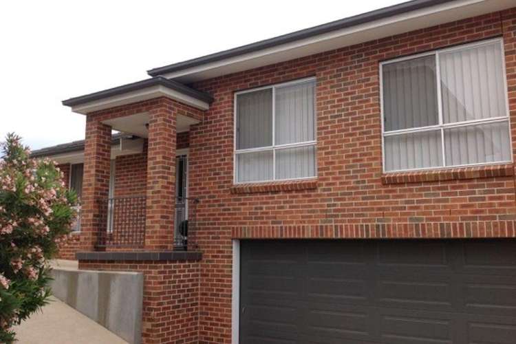 Main view of Homely villa listing, 2/4 Wollemi Close, Tamworth NSW 2340